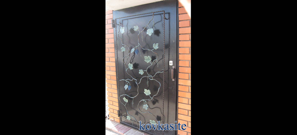 кованые металлические двери в москве 11